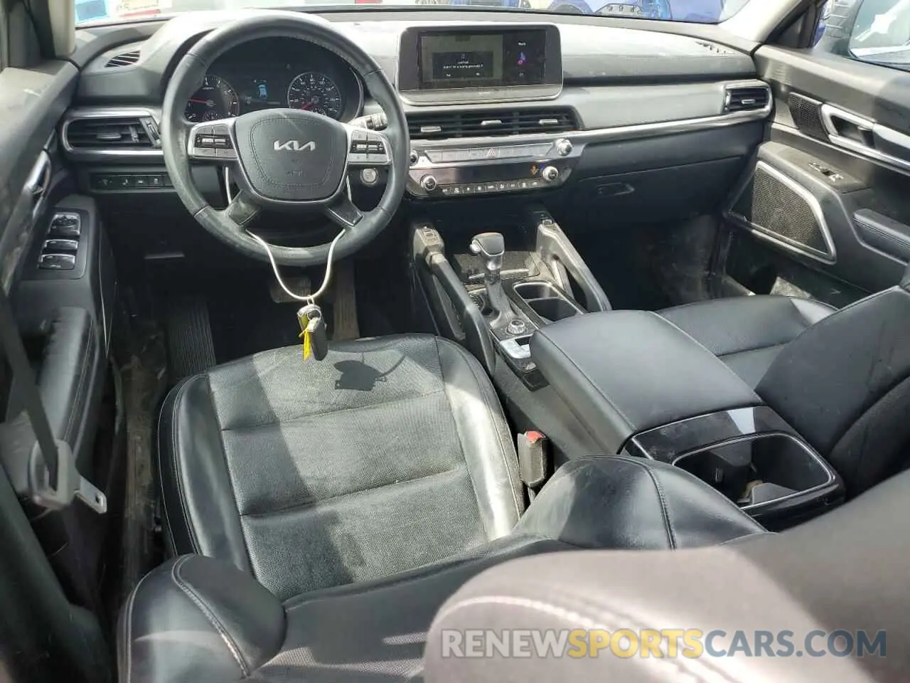 8 Photograph of a damaged car 5XYP6DHC7NG244569 KIA TELLURIDE 2022