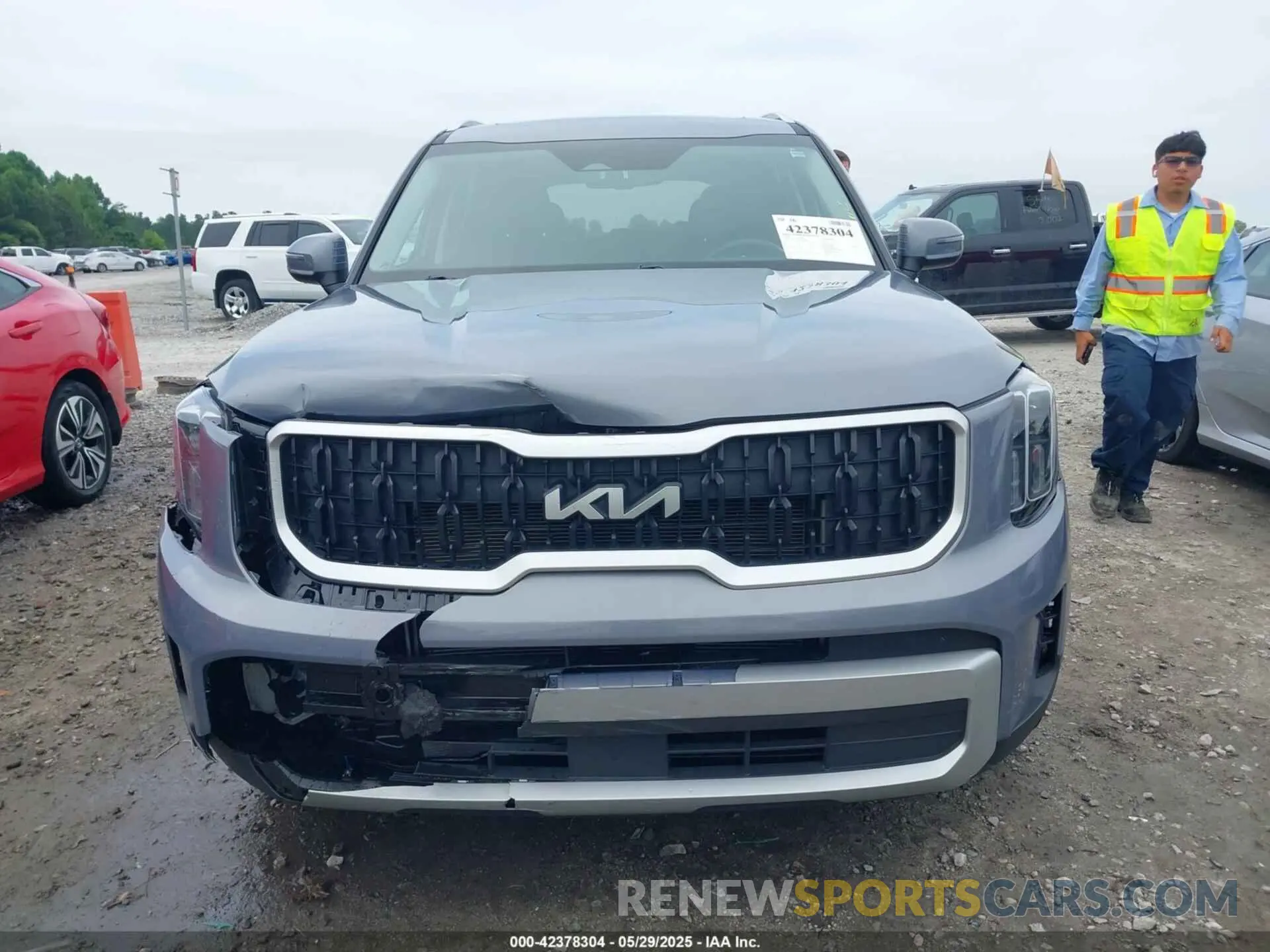 12 Photograph of a damaged car 5XYP34GC5PG408253 KIA TELLURIDE 2023