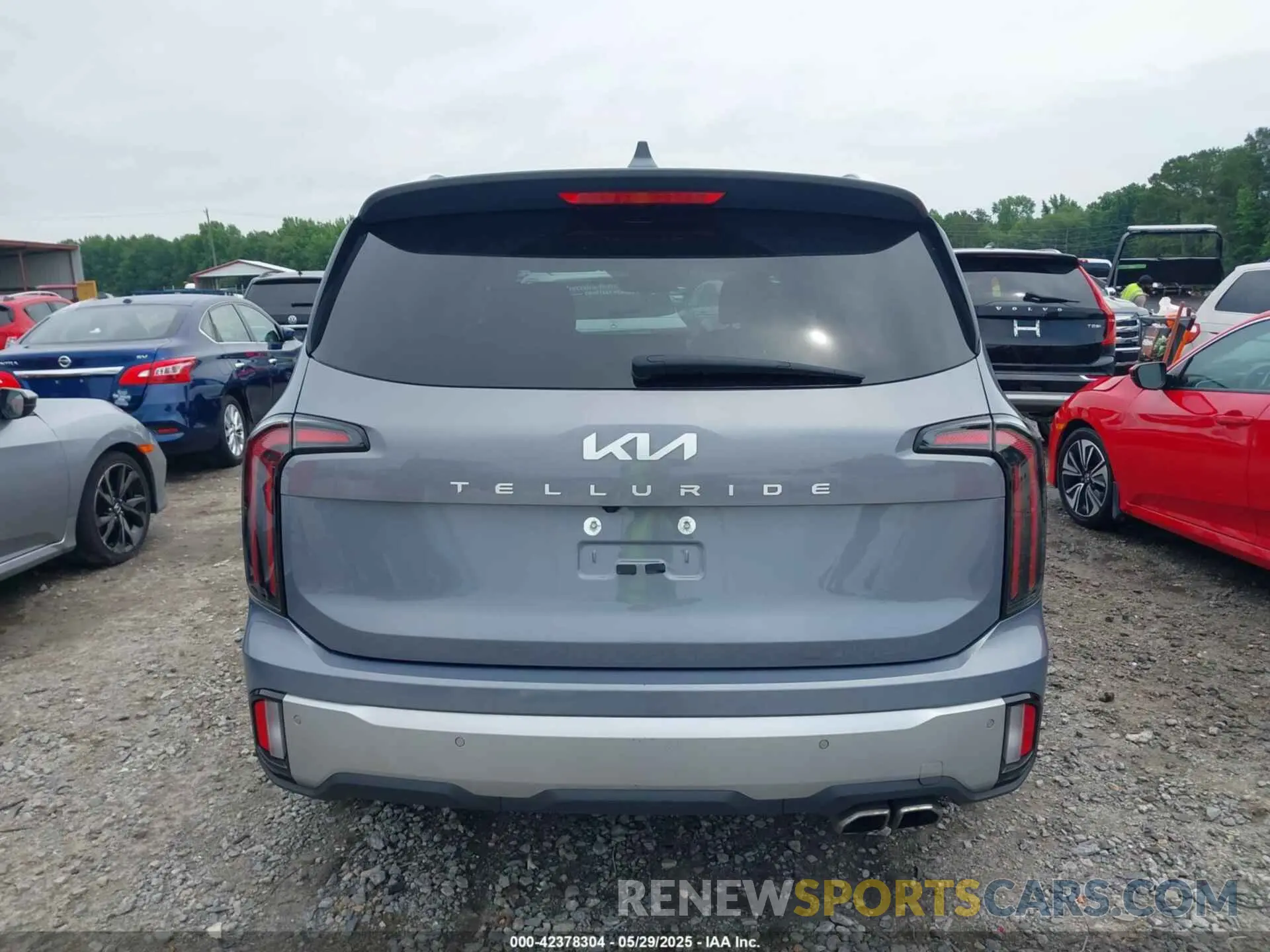 16 Photograph of a damaged car 5XYP34GC5PG408253 KIA TELLURIDE 2023