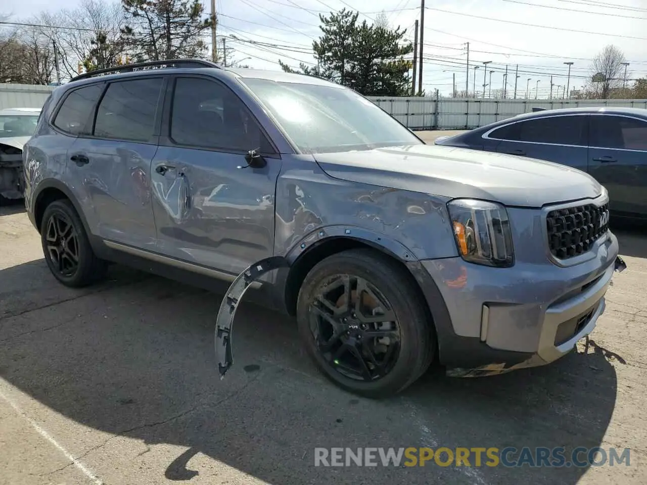 4 Photograph of a damaged car 5XYP3DGC0PG339164 KIA TELLURIDE 2023