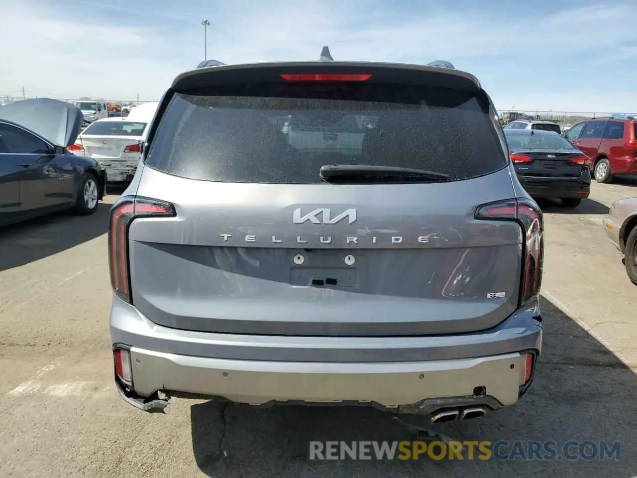 6 Photograph of a damaged car 5XYP3DGC0PG339164 KIA TELLURIDE 2023