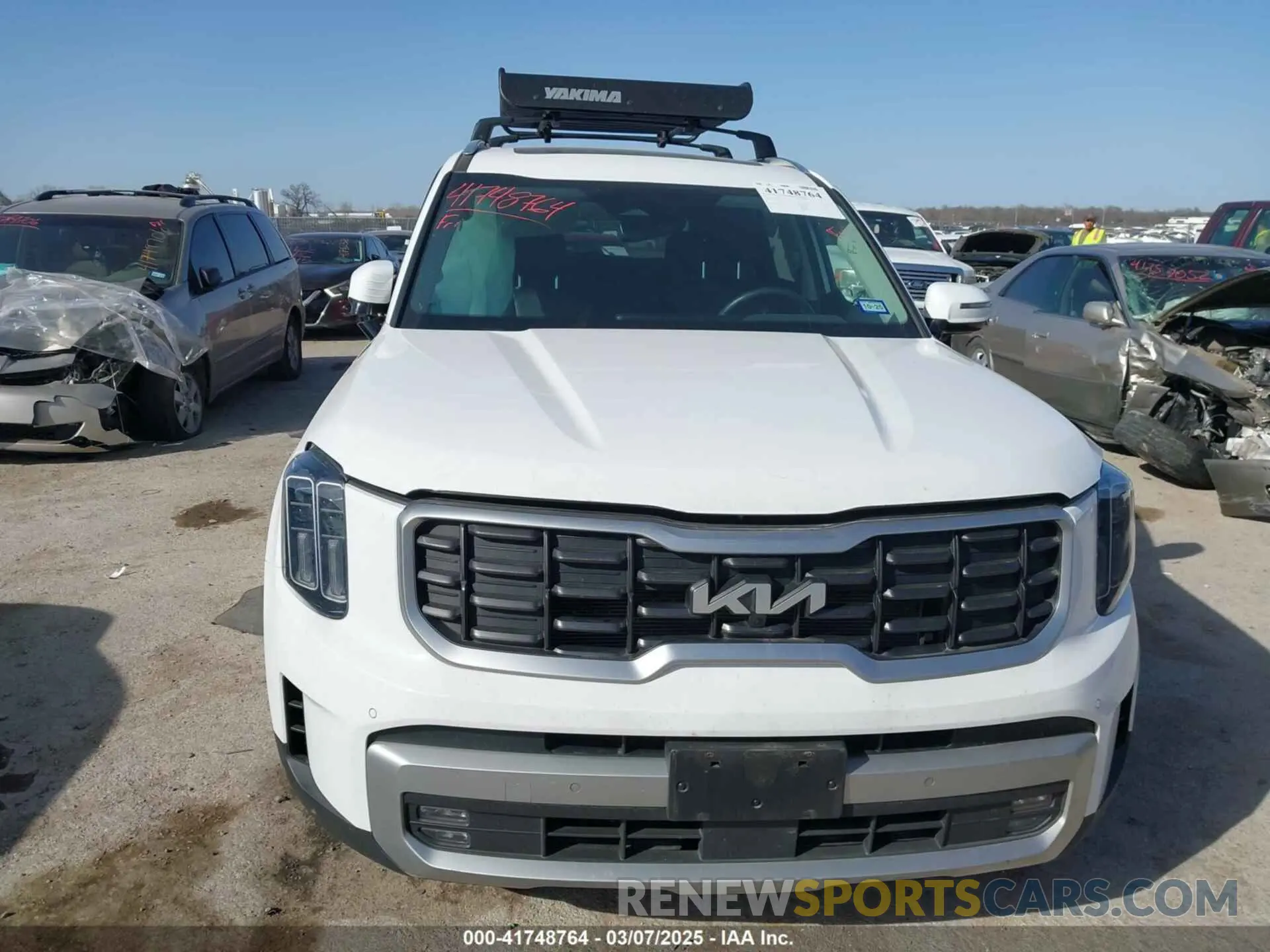 12 Photograph of a damaged car 5XYP54GC0PG334914 KIA TELLURIDE 2023