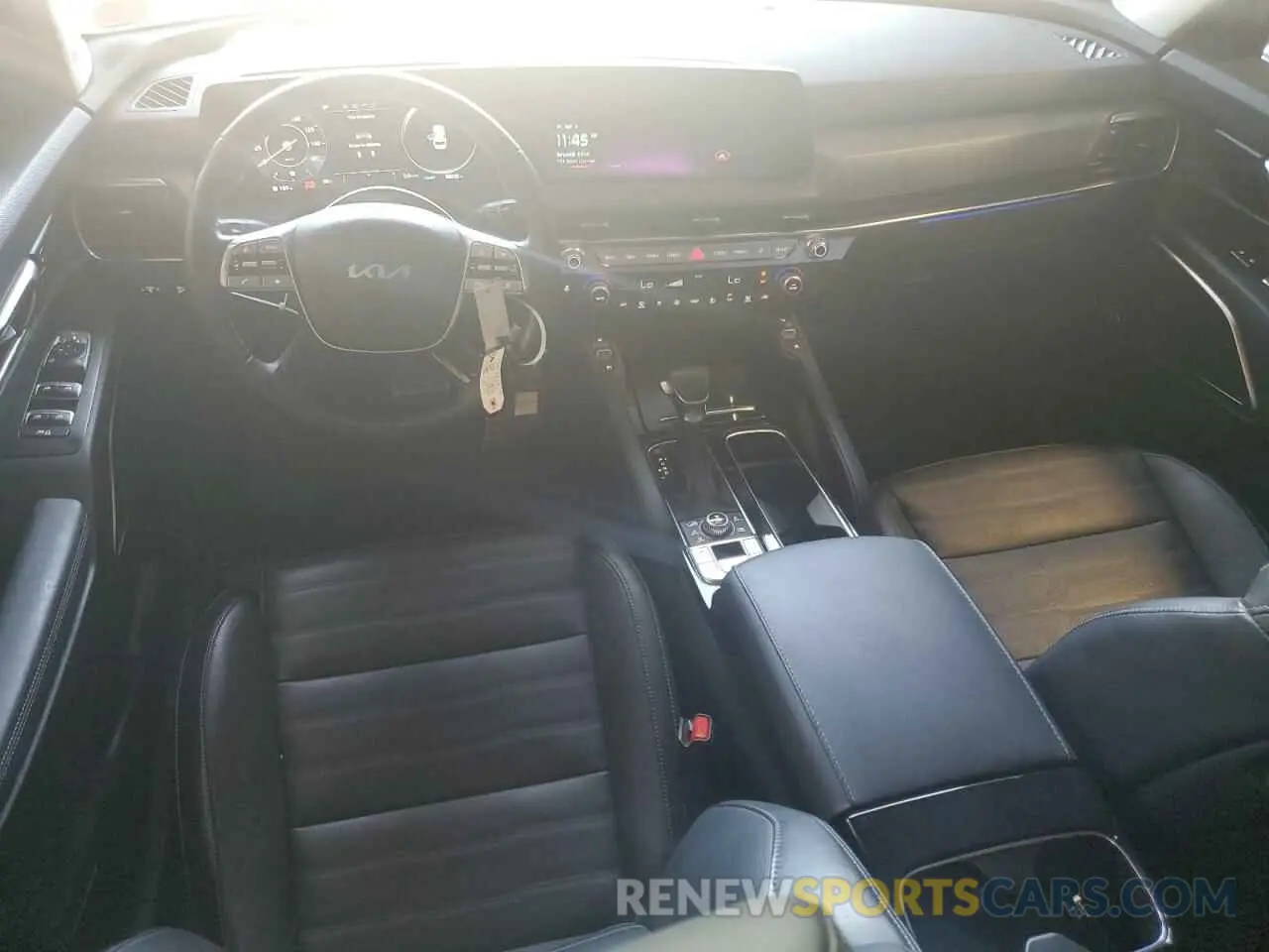 8 Photograph of a damaged car 5XYP5DGC2PG378641 KIA TELLURIDE 2023