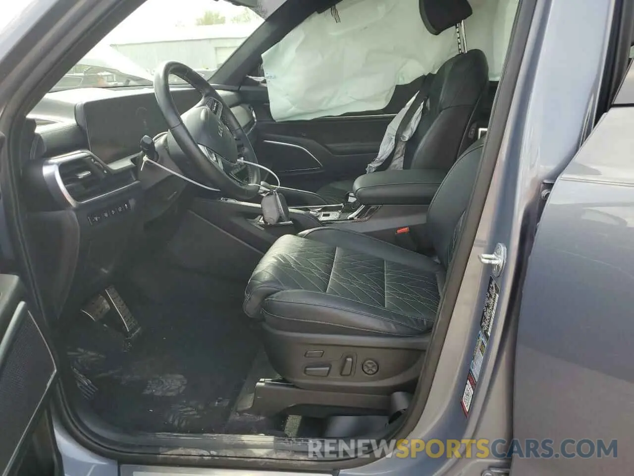 7 Photograph of a damaged car 5XYP5DGC3PG361752 KIA TELLURIDE 2023