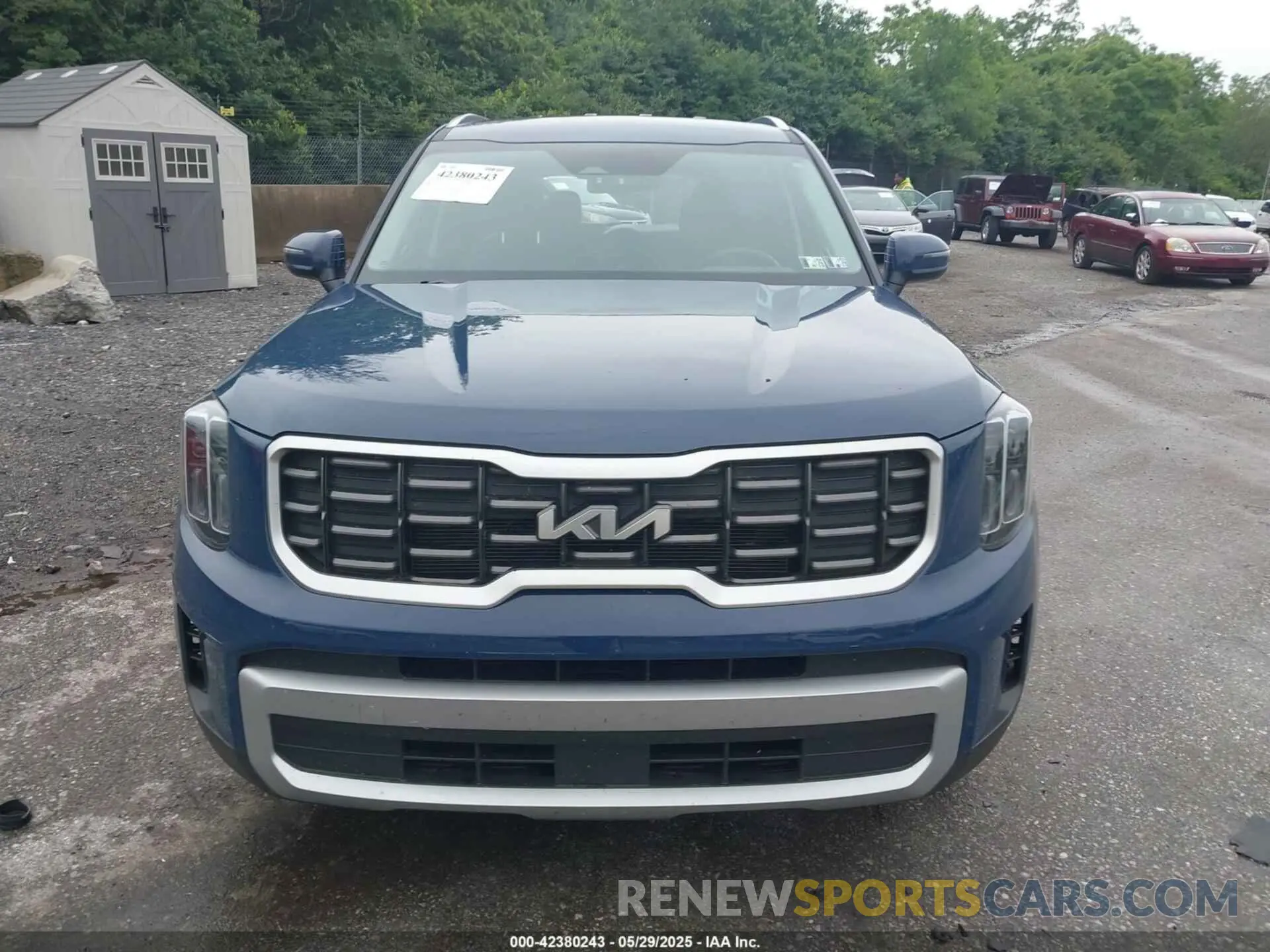 13 Photograph of a damaged car 5XYP64GC0PG391725 KIA TELLURIDE 2023