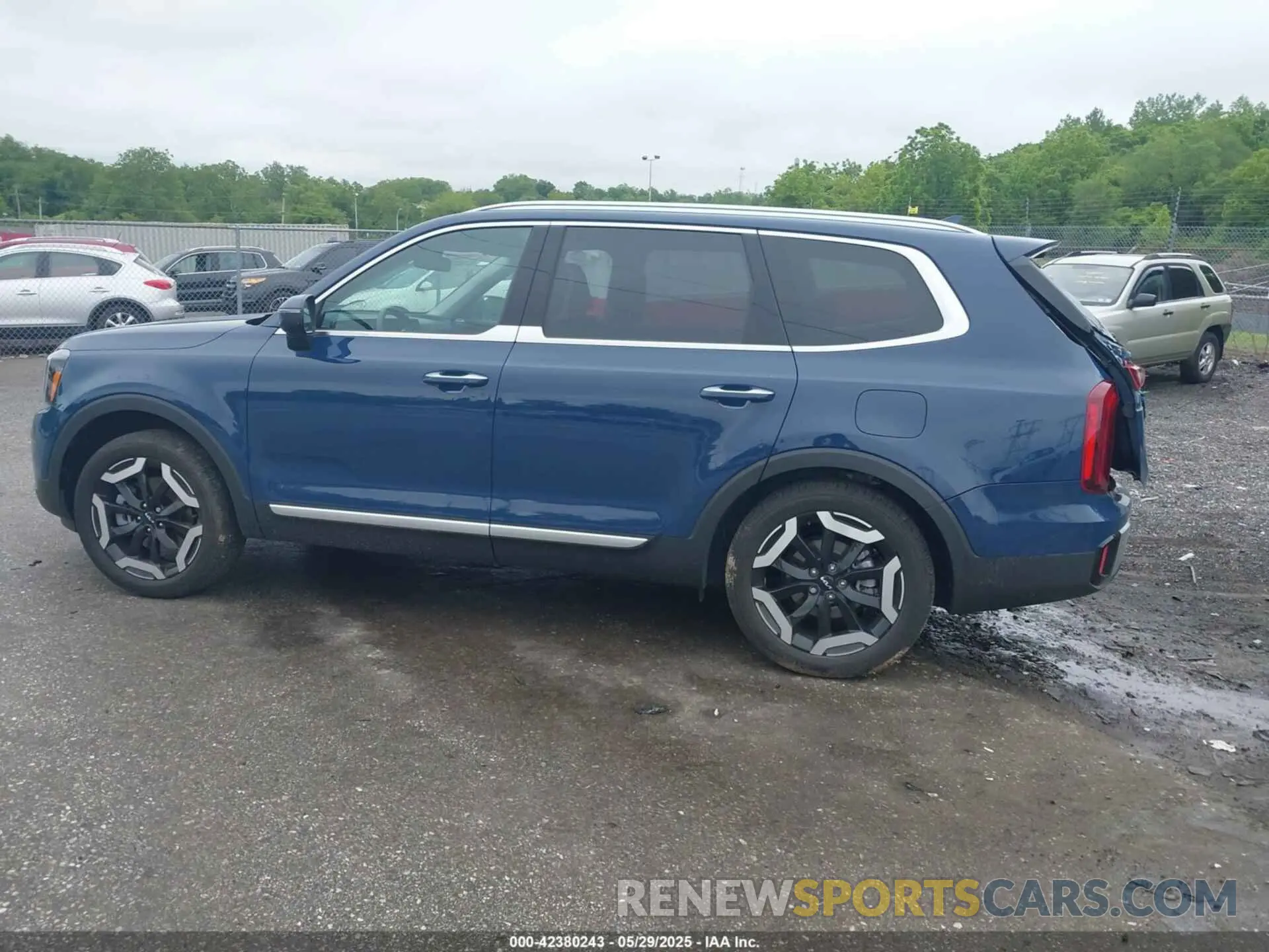 15 Photograph of a damaged car 5XYP64GC0PG391725 KIA TELLURIDE 2023