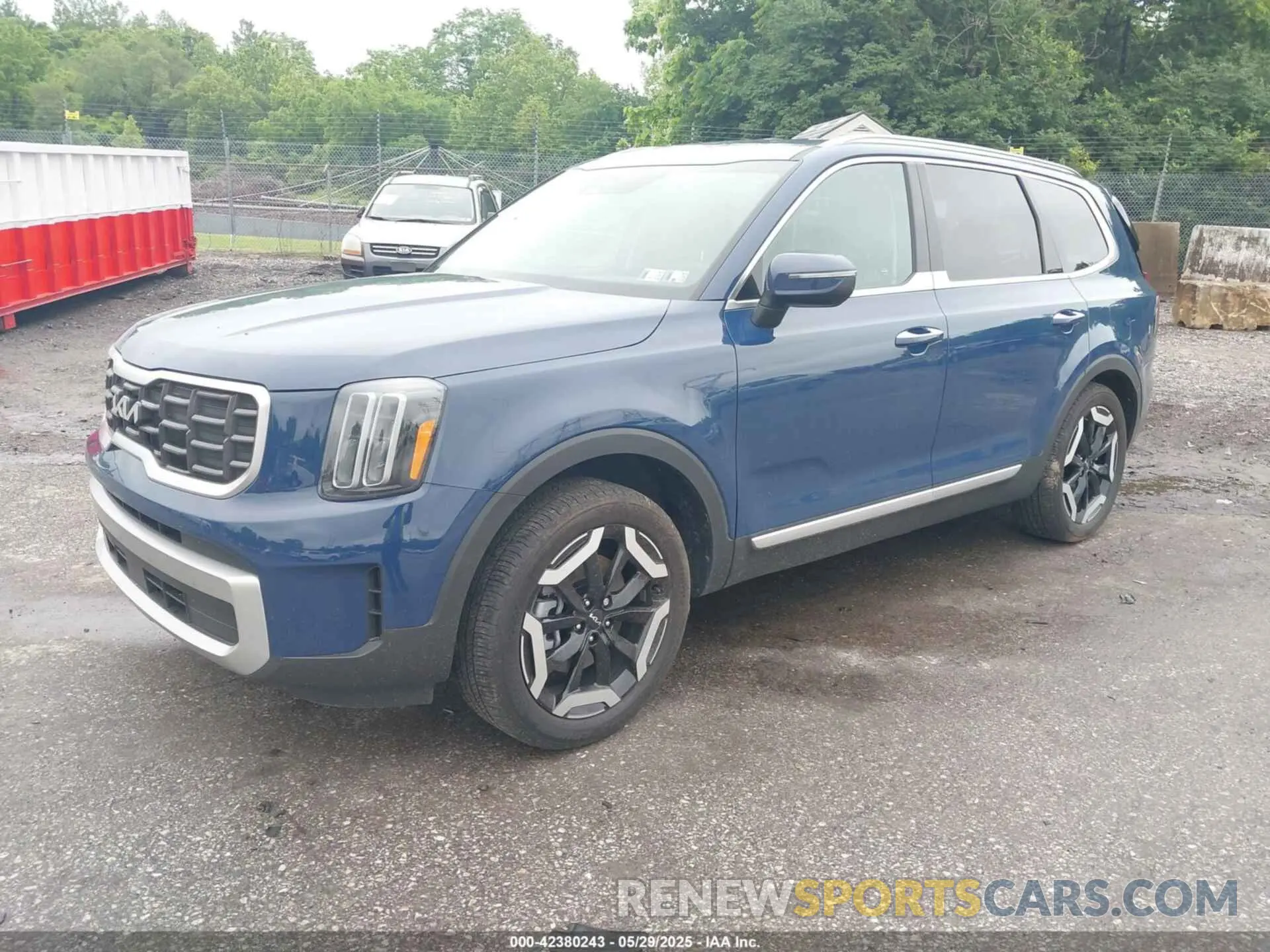 2 Photograph of a damaged car 5XYP64GC0PG391725 KIA TELLURIDE 2023