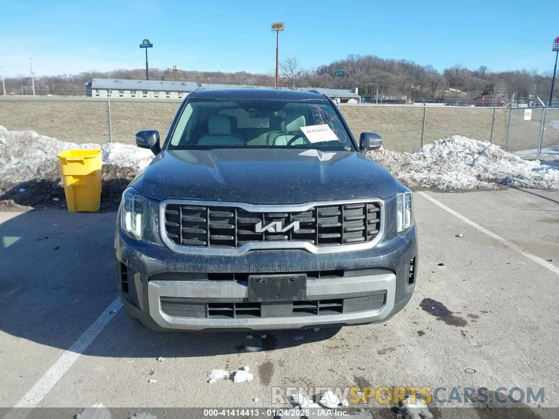 12 Photograph of a damaged car 5XYP6DGC7PG331117 KIA TELLURIDE 2023