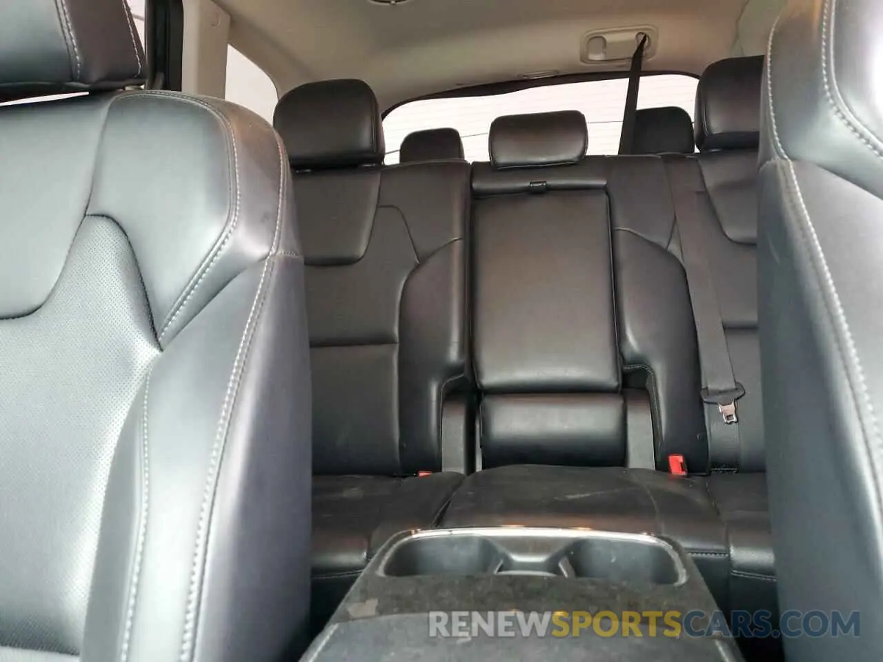 10 Photograph of a damaged car 5XYP24GC1RG508551 KIA TELLURIDE 2024
