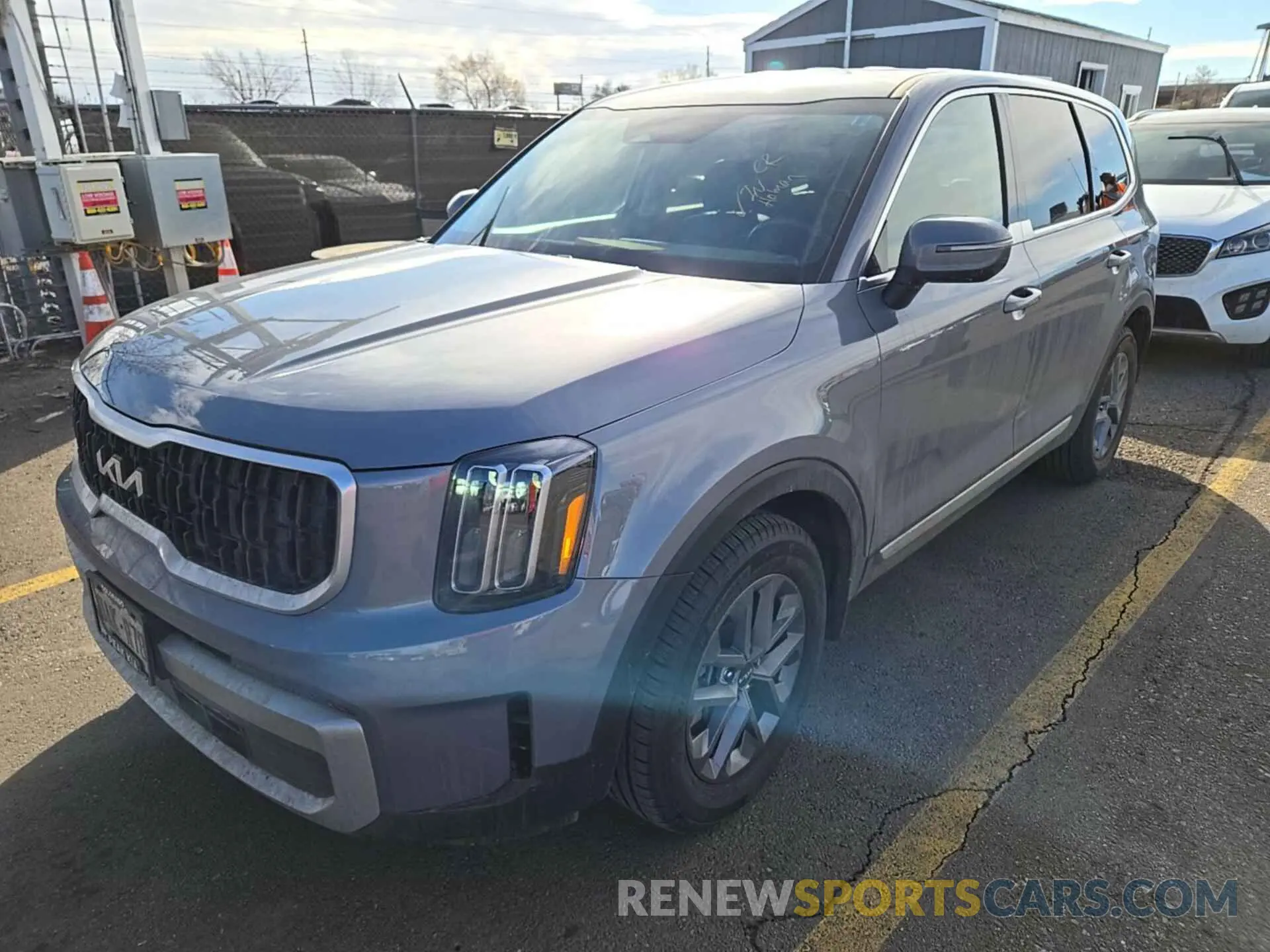 15 Photograph of a damaged car 5XYP2DGC4RG487341 KIA TELLURIDE 2024