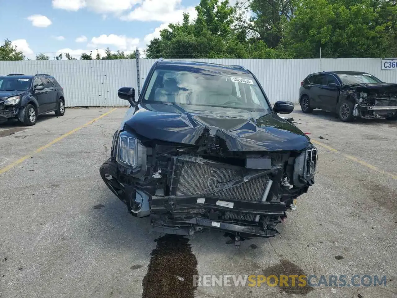 5 Photograph of a damaged car 5XYP34GC6RG443368 KIA TELLURIDE 2024