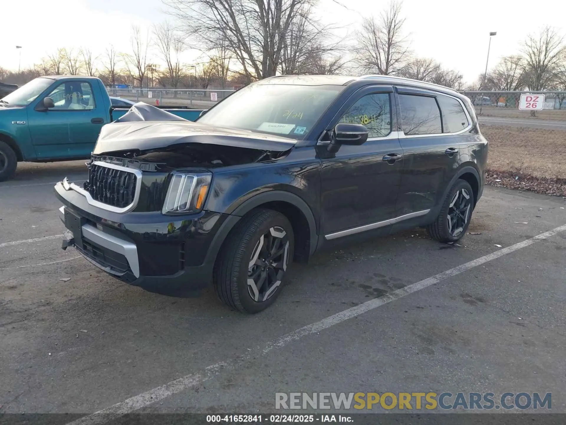 2 Photograph of a damaged car 5XYP3DGC2RG508331 KIA TELLURIDE 2024