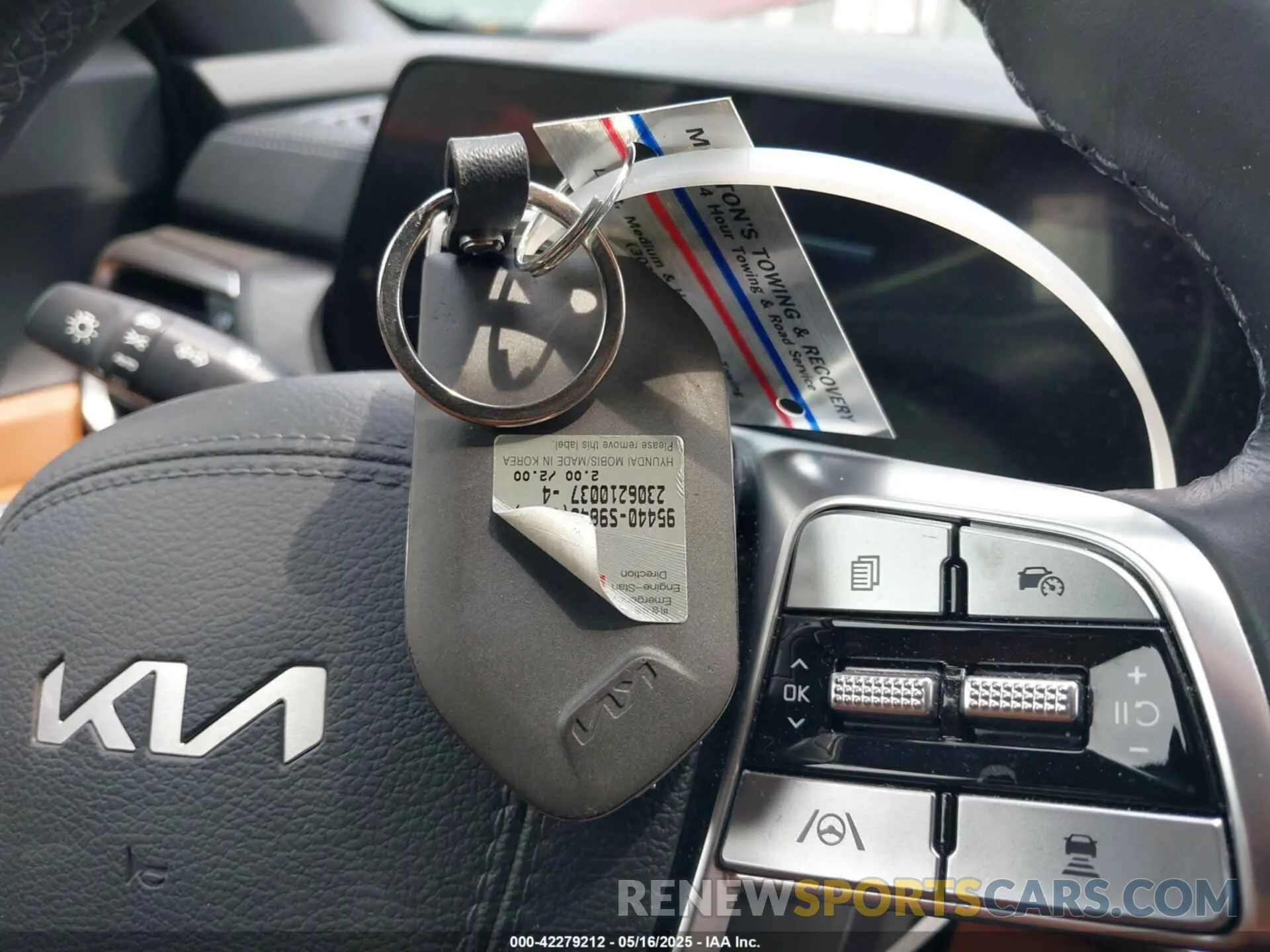 11 Photograph of a damaged car 5XYP3DGC6RG435643 KIA TELLURIDE 2024