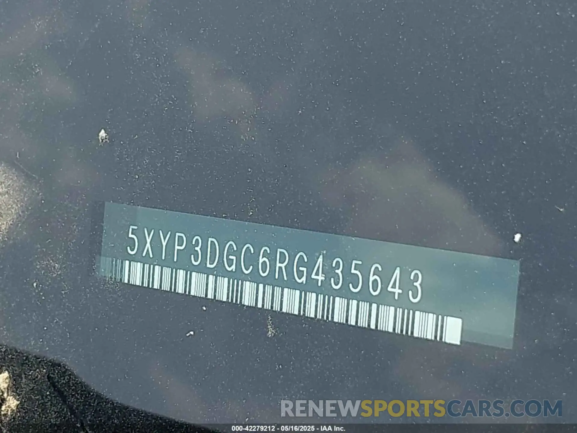 9 Photograph of a damaged car 5XYP3DGC6RG435643 KIA TELLURIDE 2024