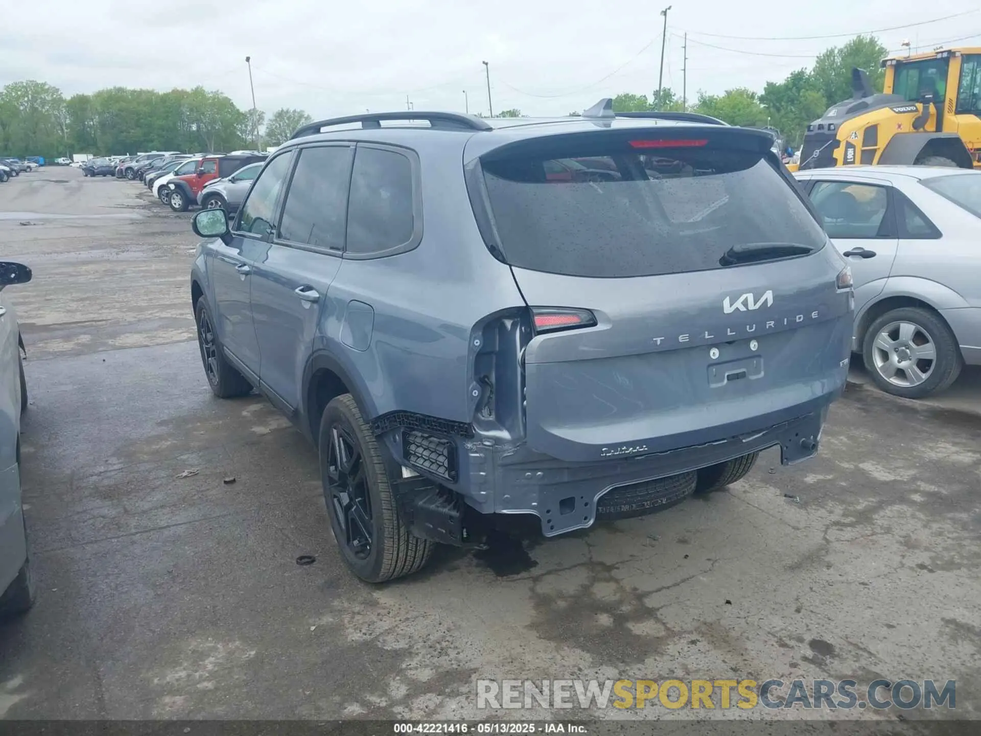 3 Photograph of a damaged car 5XYP3DGC7RG542510 KIA TELLURIDE 2024