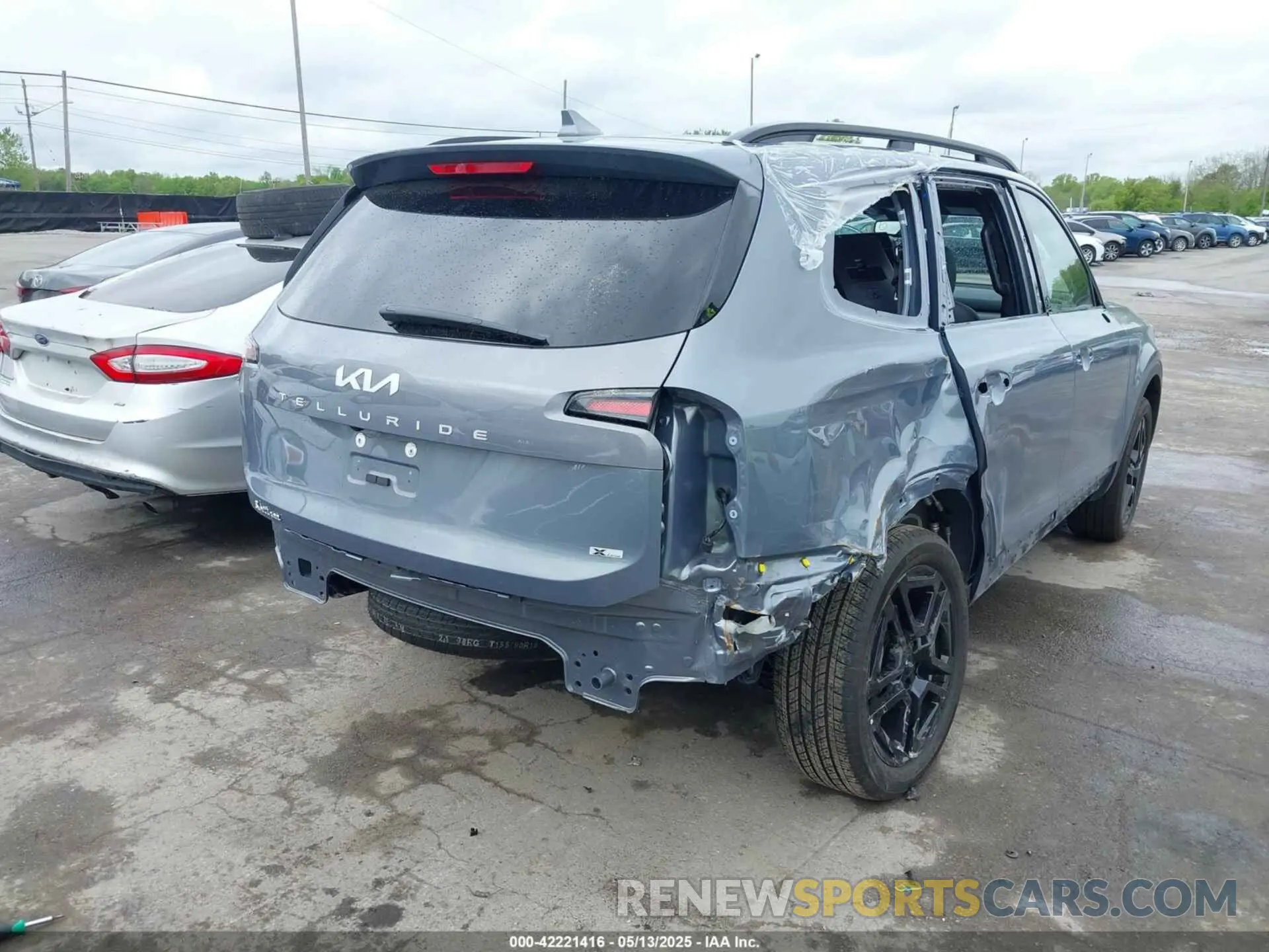 6 Photograph of a damaged car 5XYP3DGC7RG542510 KIA TELLURIDE 2024