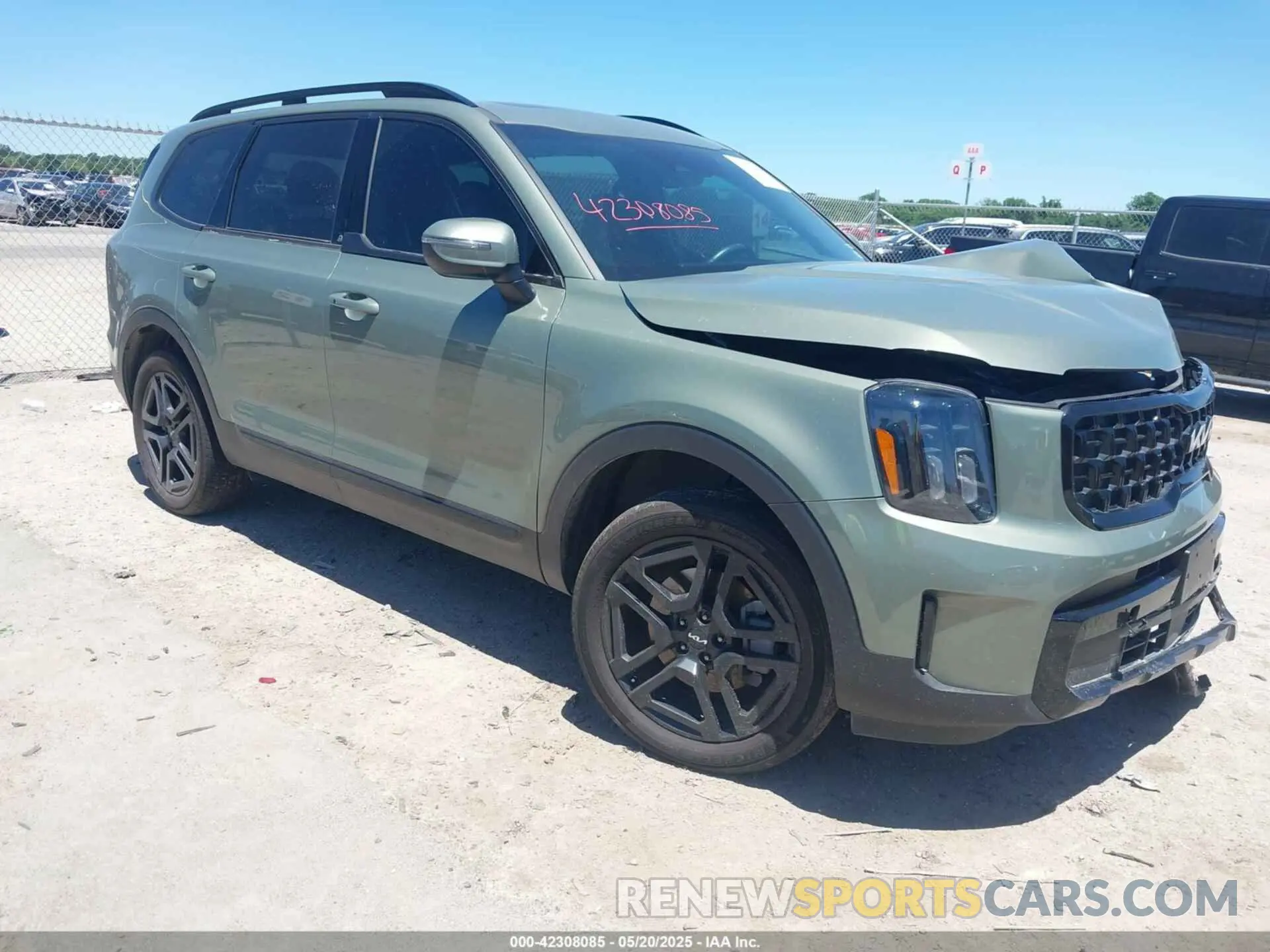 1 Photograph of a damaged car 5XYP3DGC8RG441640 KIA TELLURIDE 2024