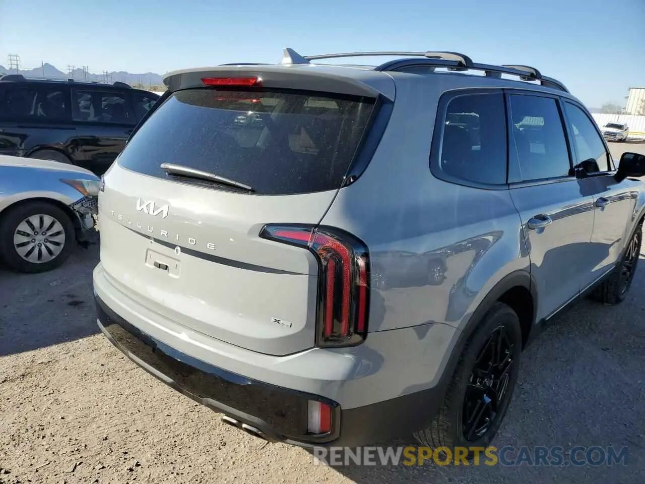 3 Photograph of a damaged car 5XYP3DGC9RG425737 KIA TELLURIDE 2024