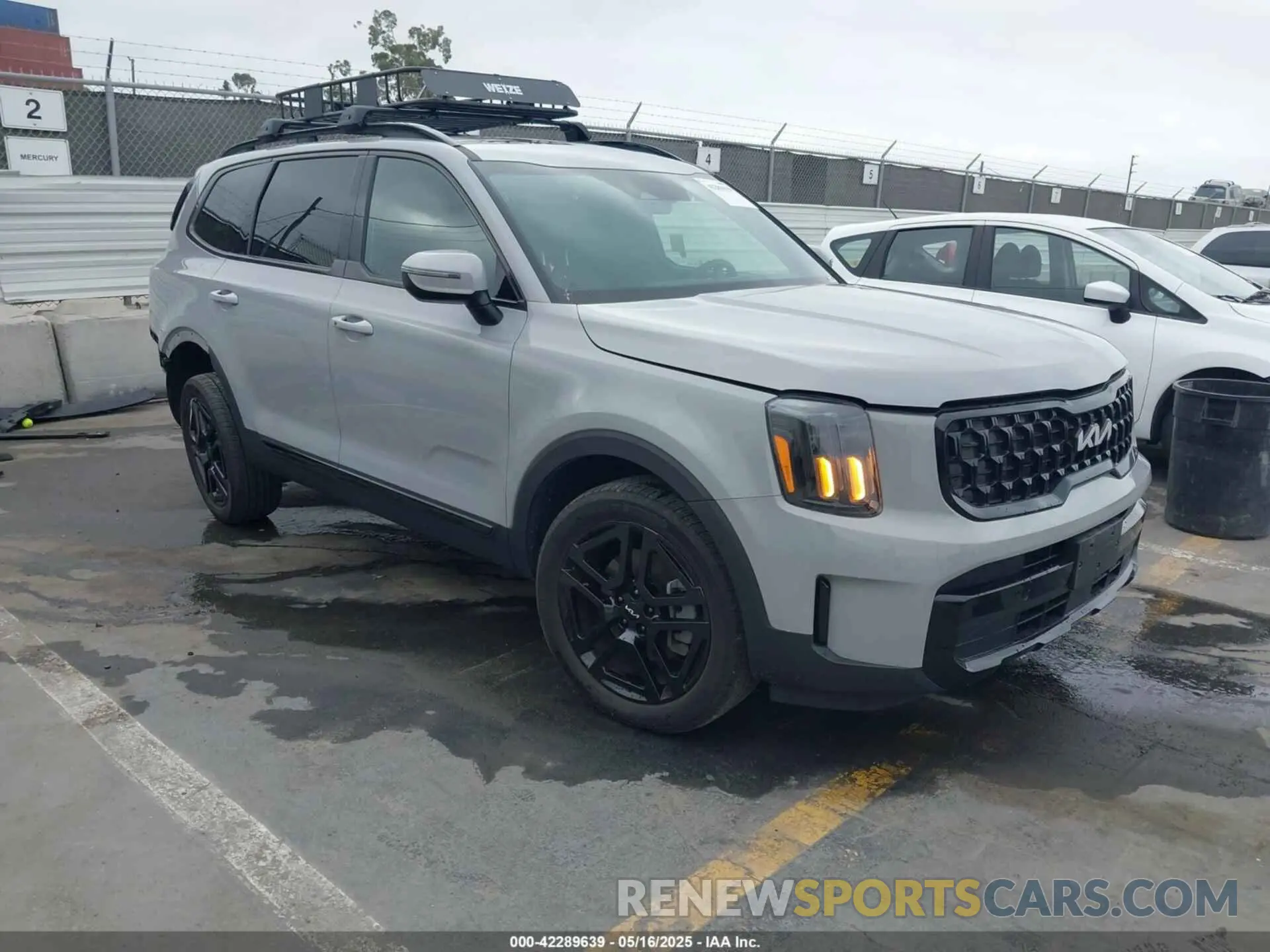 1 Photograph of a damaged car 5XYP3DGC9RG464408 KIA TELLURIDE 2024
