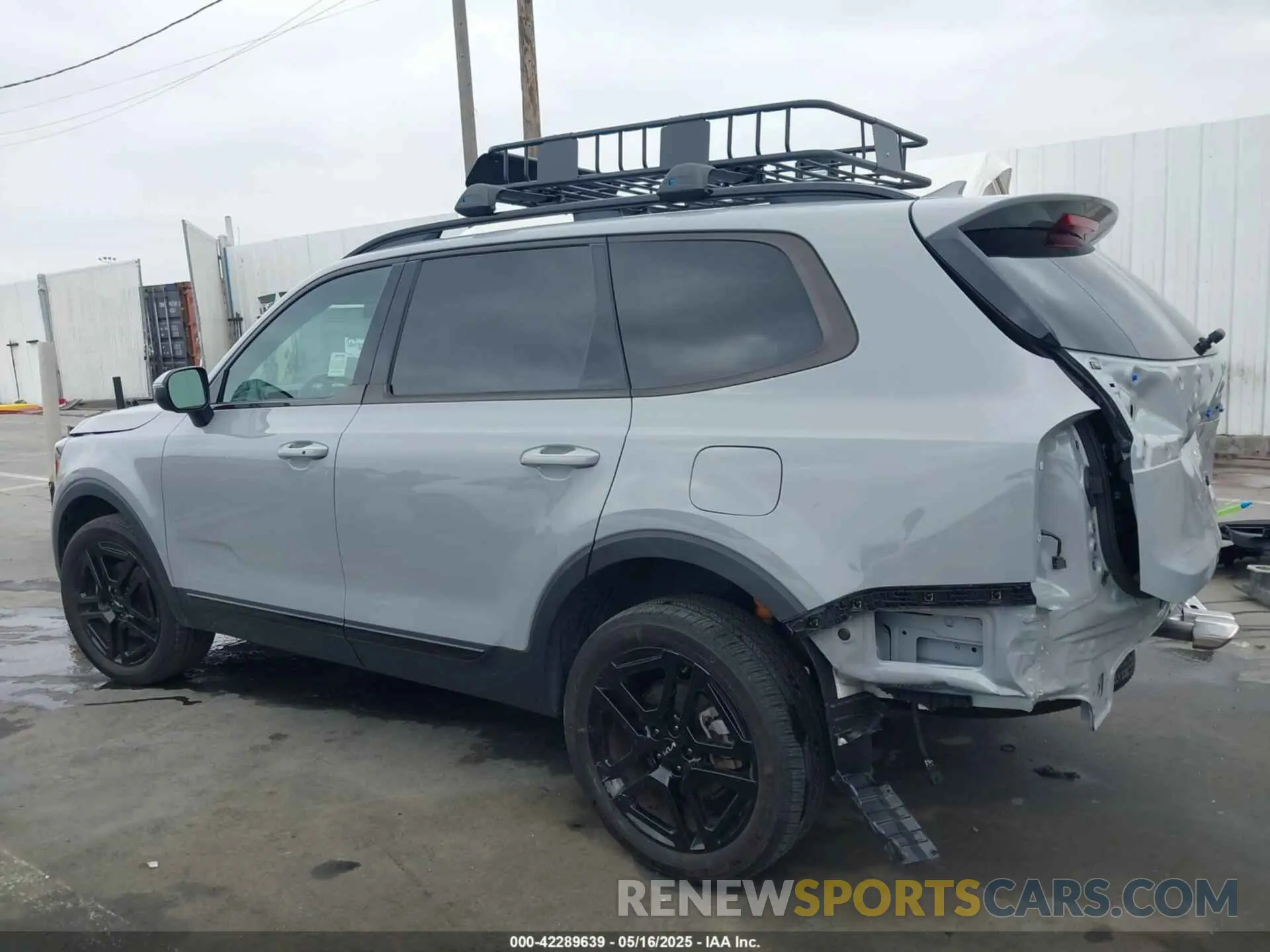 15 Photograph of a damaged car 5XYP3DGC9RG464408 KIA TELLURIDE 2024
