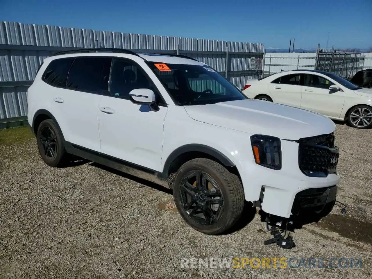 4 Photograph of a damaged car 5XYP5DGC1RG528869 KIA TELLURIDE 2024