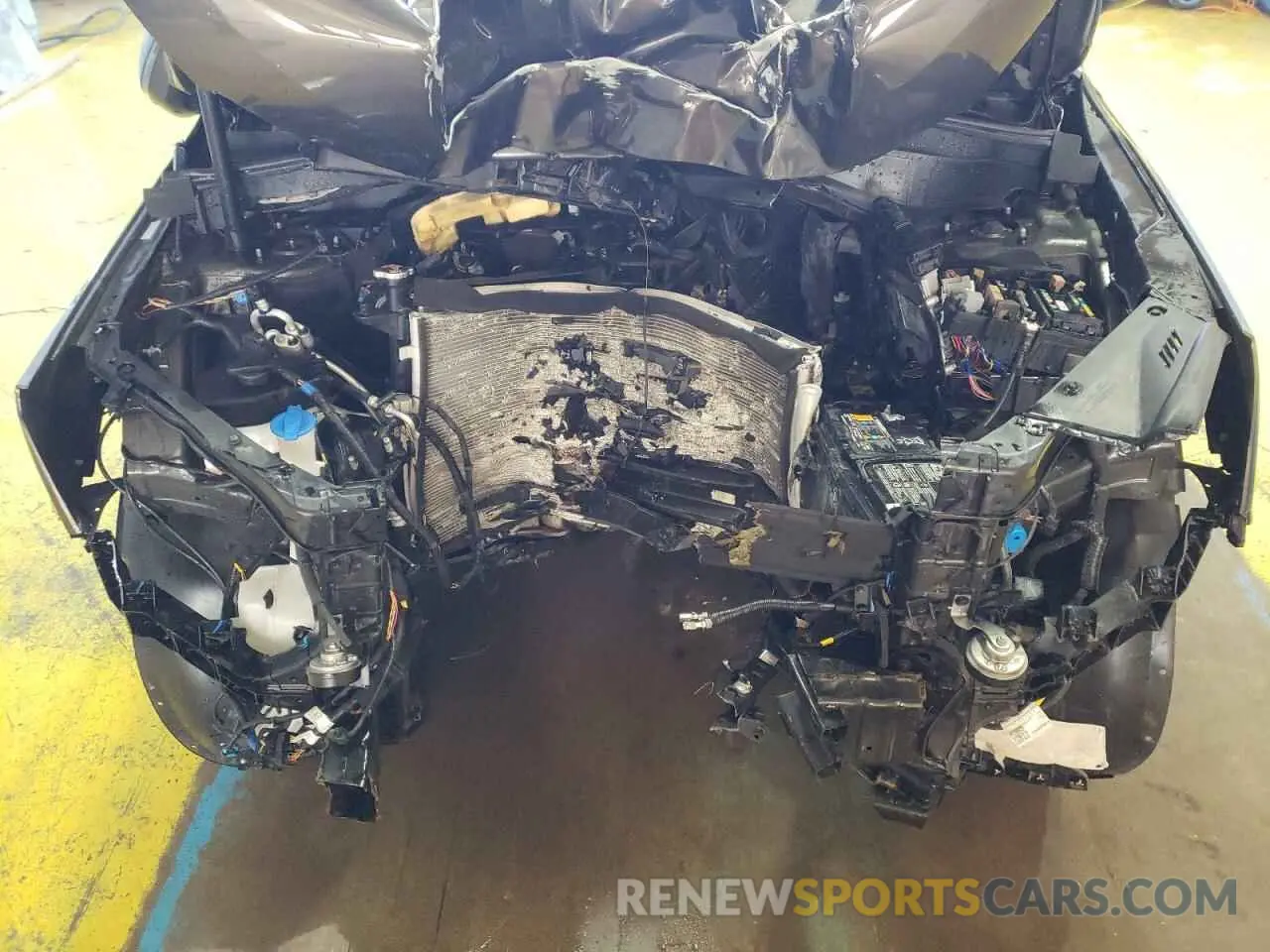 12 Photograph of a damaged car 5XYP5DGC3RG498967 KIA TELLURIDE 2024
