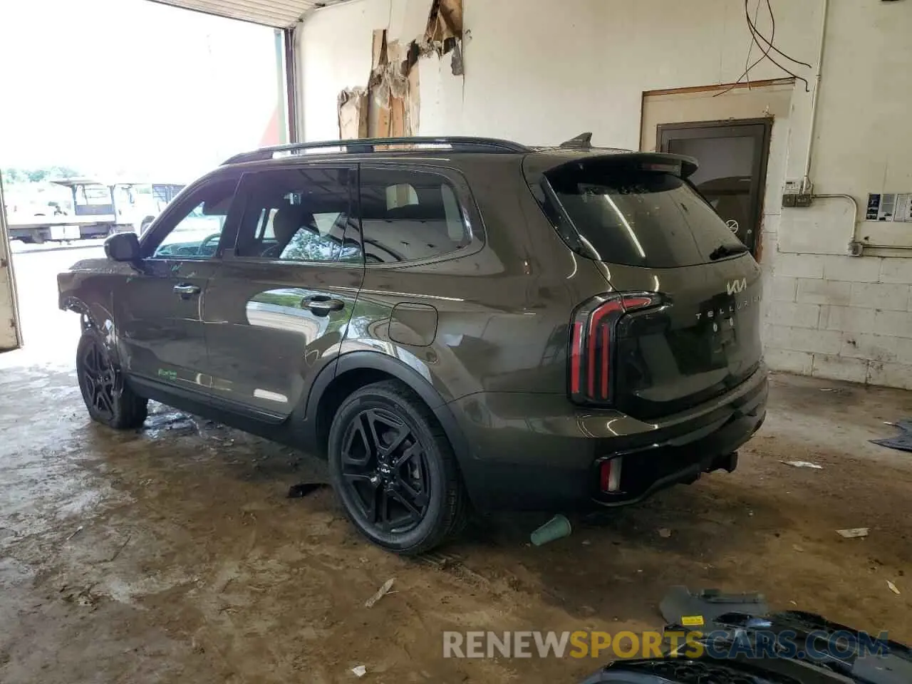 2 Photograph of a damaged car 5XYP5DGC4RG449552 KIA TELLURIDE 2024