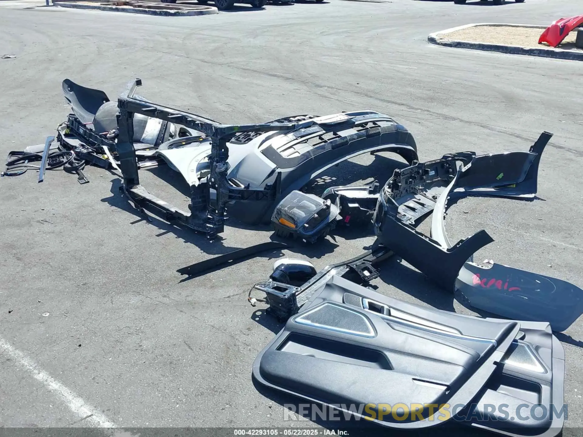 12 Photograph of a damaged car 5XYP5DGC4RG512391 KIA TELLURIDE 2024