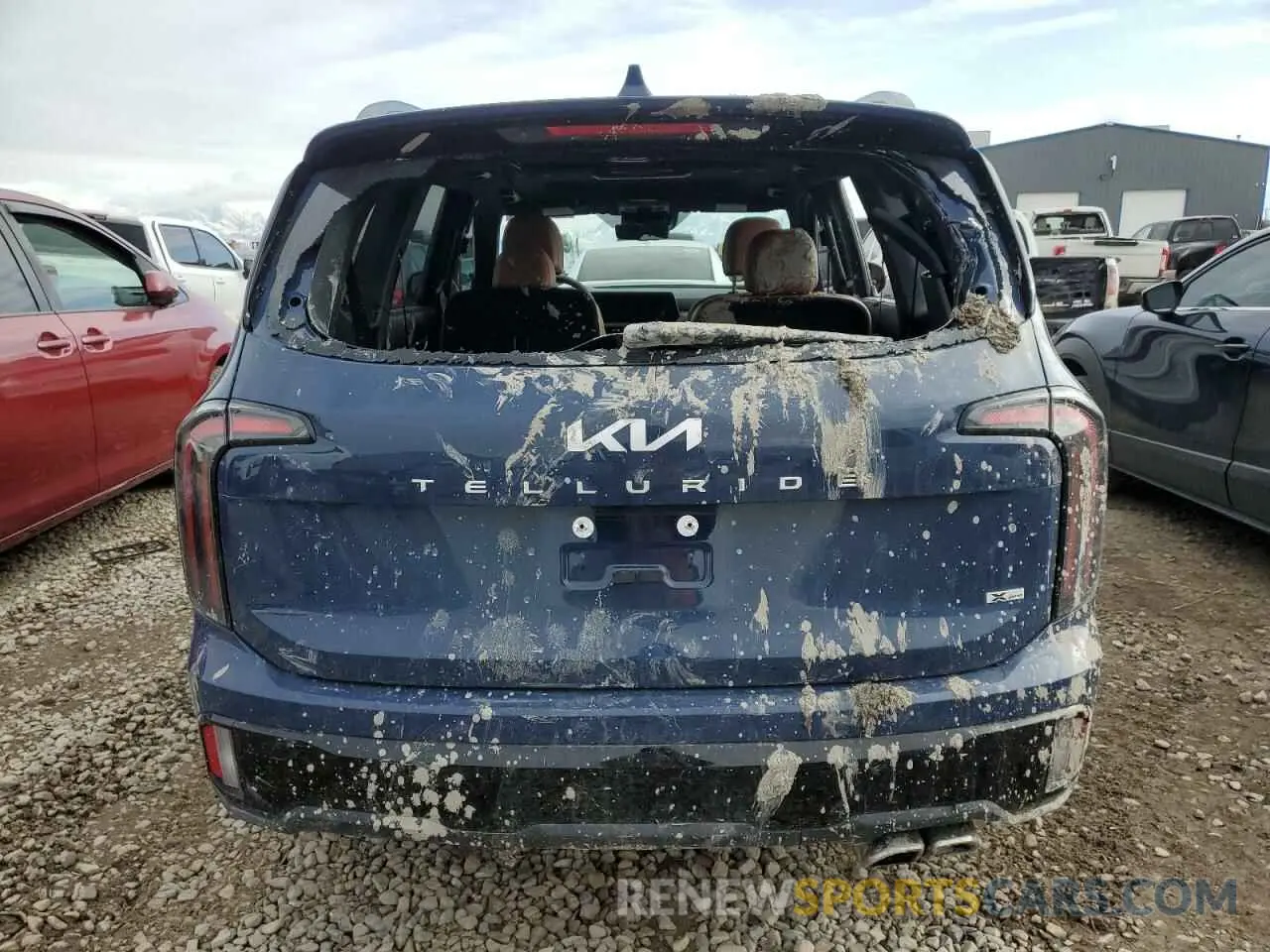 6 Photograph of a damaged car 5XYP5DGC5RG413336 KIA TELLURIDE 2024