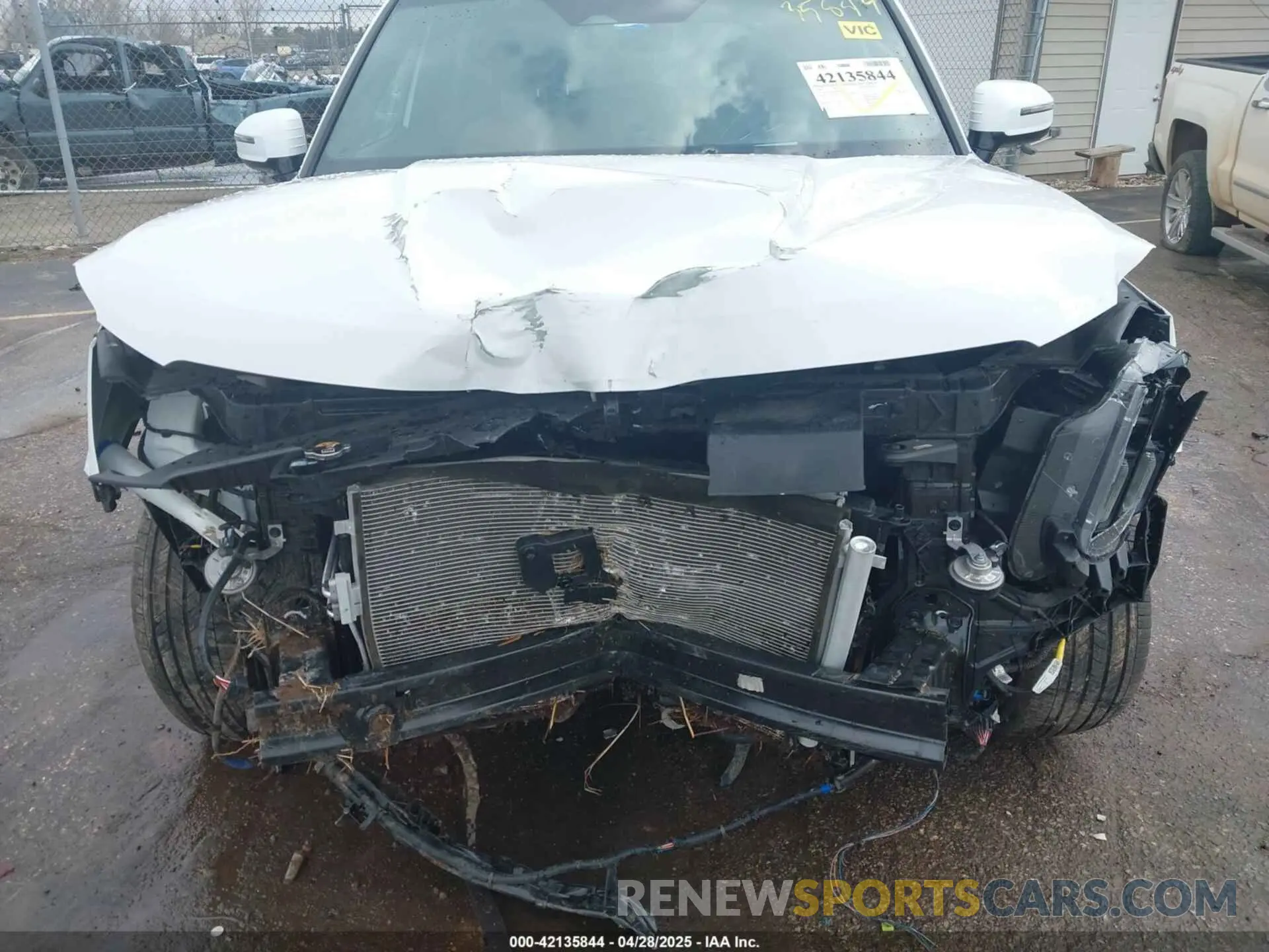 6 Photograph of a damaged car 5XYP5DGC6RG538930 KIA TELLURIDE 2024