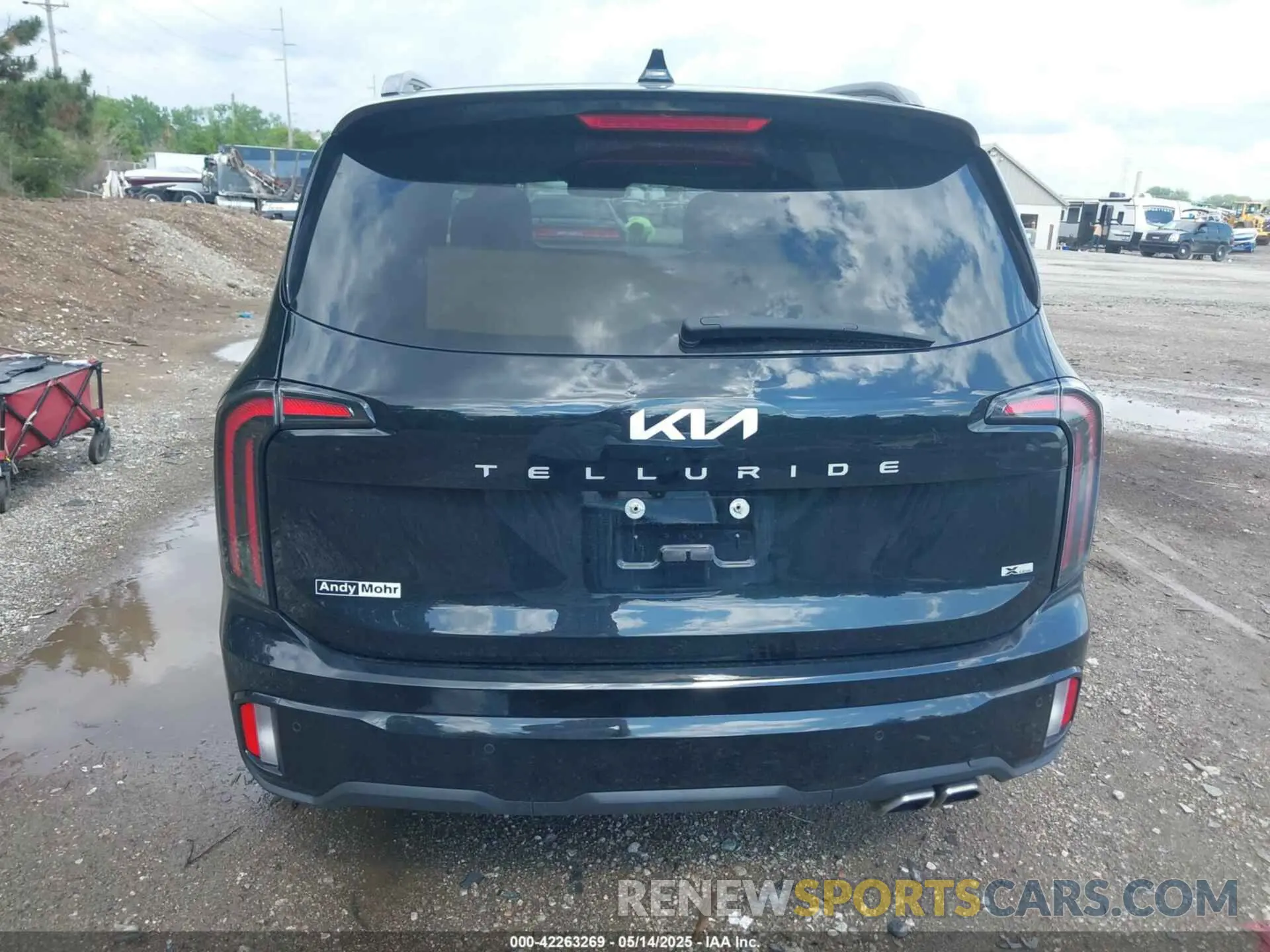 16 Photograph of a damaged car 5XYP5DGC7RG409708 KIA TELLURIDE 2024