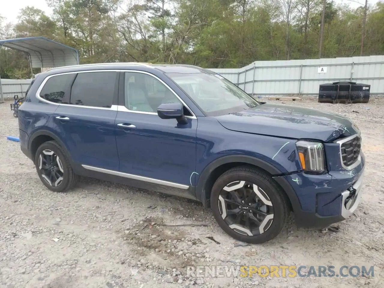 4 Photograph of a damaged car 5XYP64GC5RG551861 KIA TELLURIDE 2024