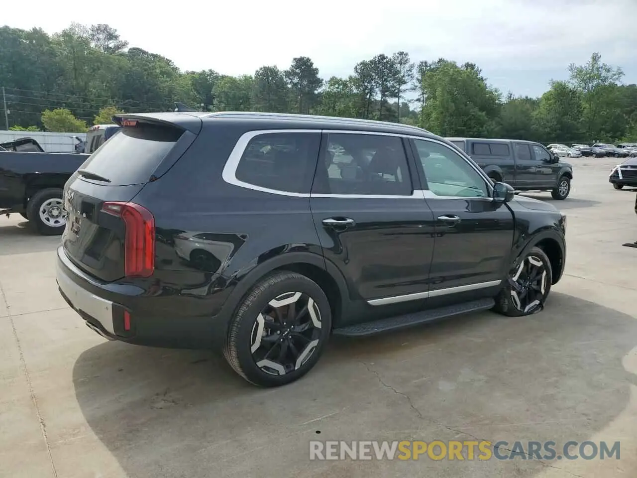 3 Photograph of a damaged car 5XYP64GC7RG521745 KIA TELLURIDE 2024