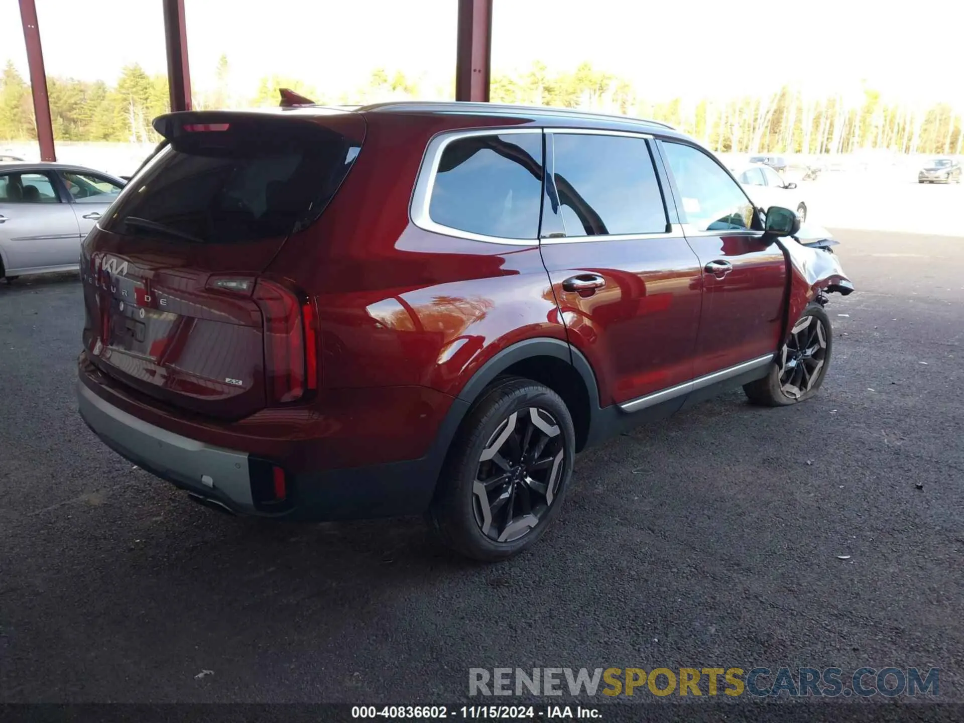 4 Photograph of a damaged car 5XYP6DGC5RG412510 KIA TELLURIDE 2024