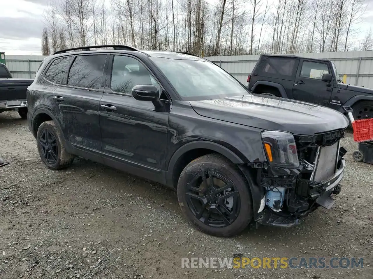4 Photograph of a damaged car 5XYP3DGC1SG569241 KIA TELLURIDE 2025
