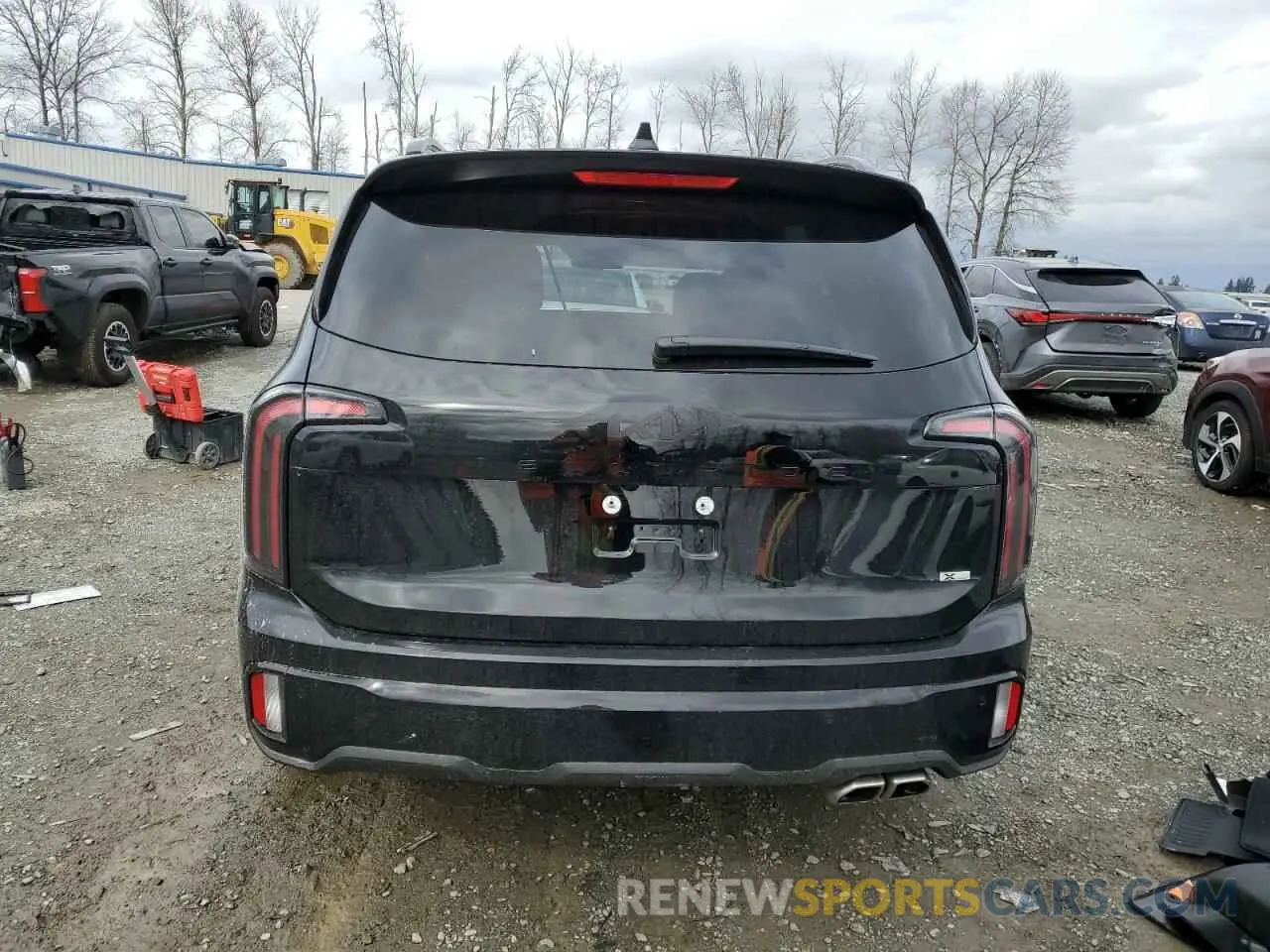 6 Photograph of a damaged car 5XYP3DGC1SG569241 KIA TELLURIDE 2025