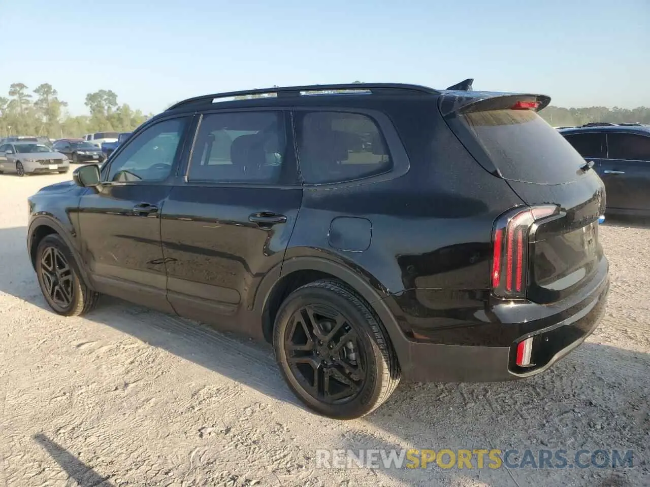 2 Photograph of a damaged car 5XYP3DGC1SG575461 KIA TELLURIDE 2025