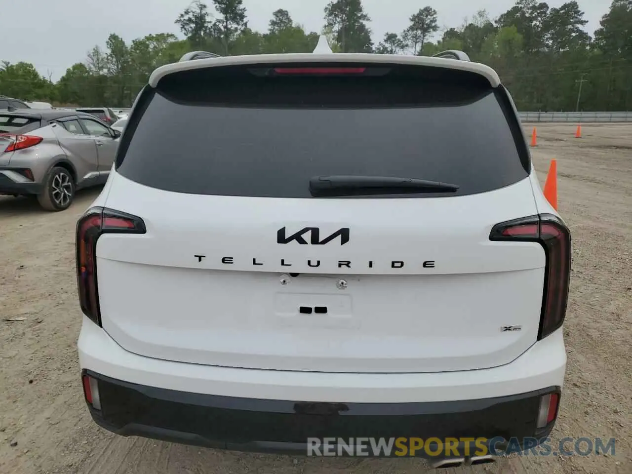 6 Photograph of a damaged car 5XYP5DGC0SG594559 KIA TELLURIDE 2025