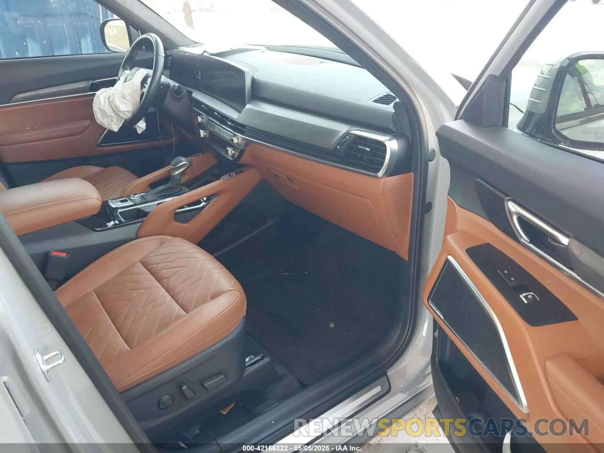 5 Photograph of a damaged car 5XYP5DGC1SG568536 KIA TELLURIDE 2025