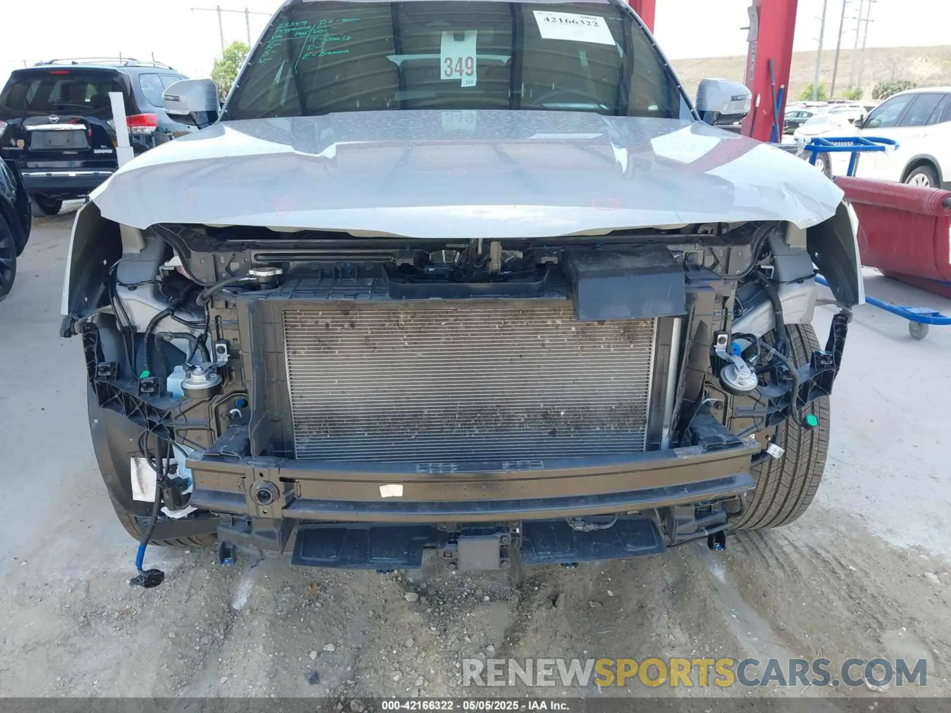 6 Photograph of a damaged car 5XYP5DGC1SG568536 KIA TELLURIDE 2025