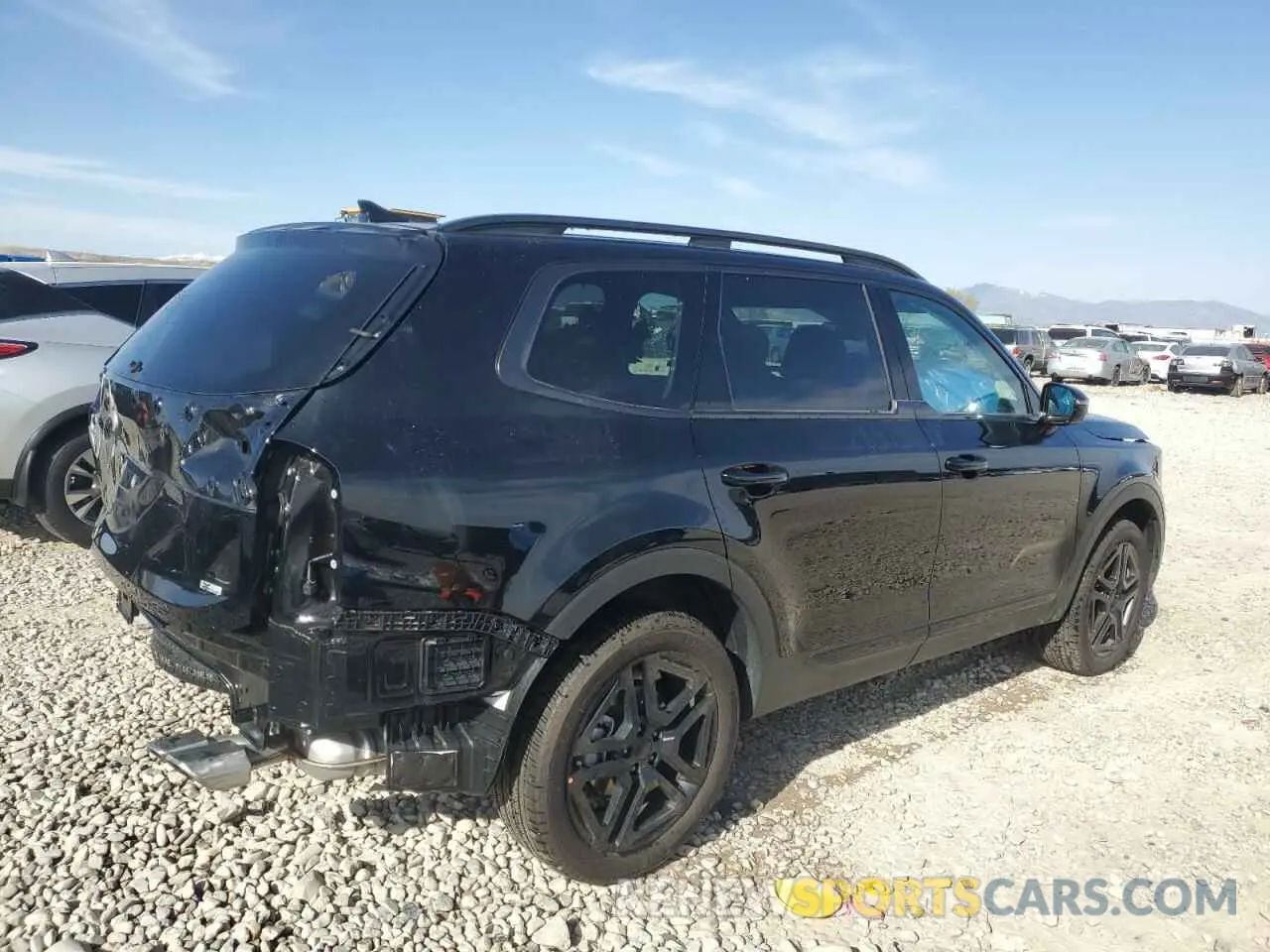 3 Photograph of a damaged car 5XYP5DGC2SG611670 KIA TELLURIDE 2025