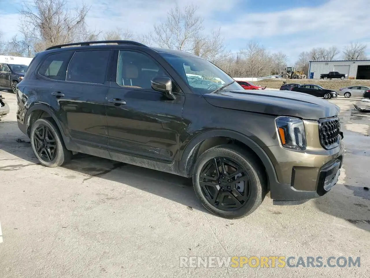 4 Photograph of a damaged car 5XYP5DGC8SG575662 KIA TELLURIDE 2025