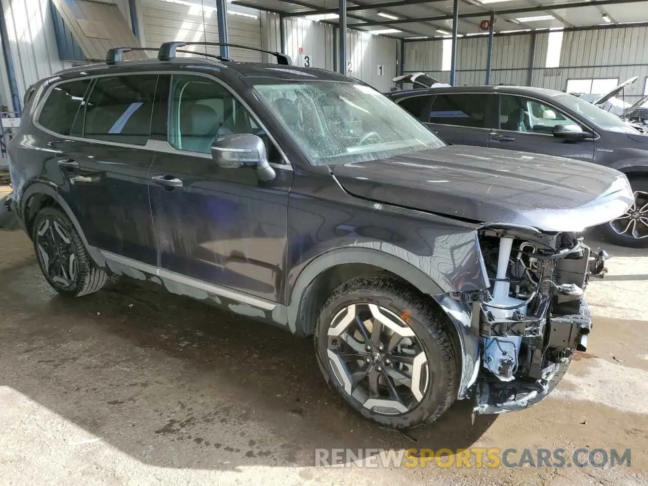 4 Photograph of a damaged car 5XYP6DGC0SG585566 KIA TELLURIDE 2025