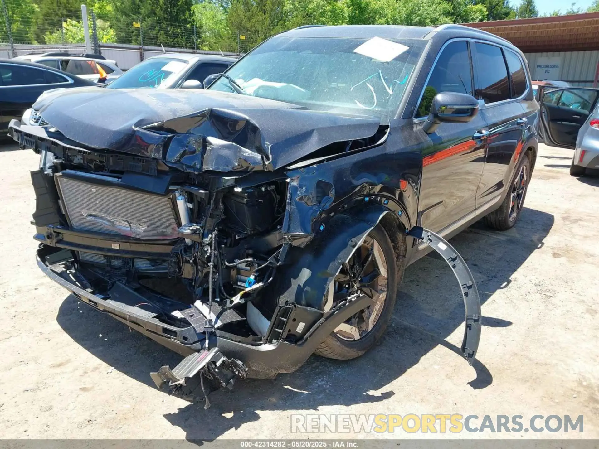 2 Photograph of a damaged car 5XYP6DGC0SG614158 KIA TELLURIDE 2025