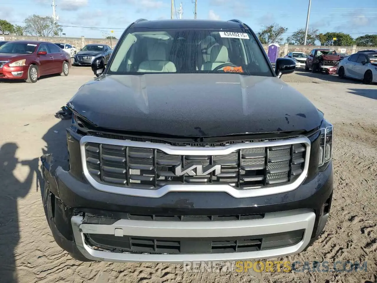 5 Photograph of a damaged car 5XYP6DGC1SG601614 KIA TELLURIDE 2025