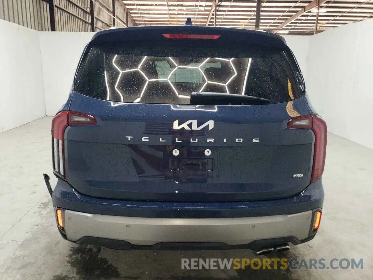 6 Photograph of a damaged car 5XYP6DGC3SG587098 KIA TELLURIDE 2025