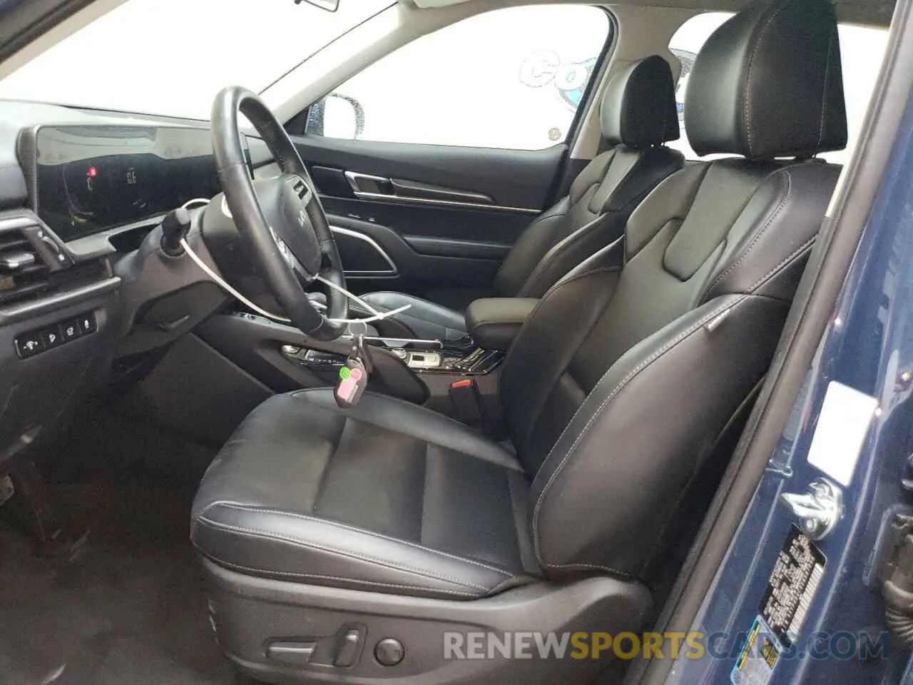 7 Photograph of a damaged car 5XYP6DGC3SG587098 KIA TELLURIDE 2025