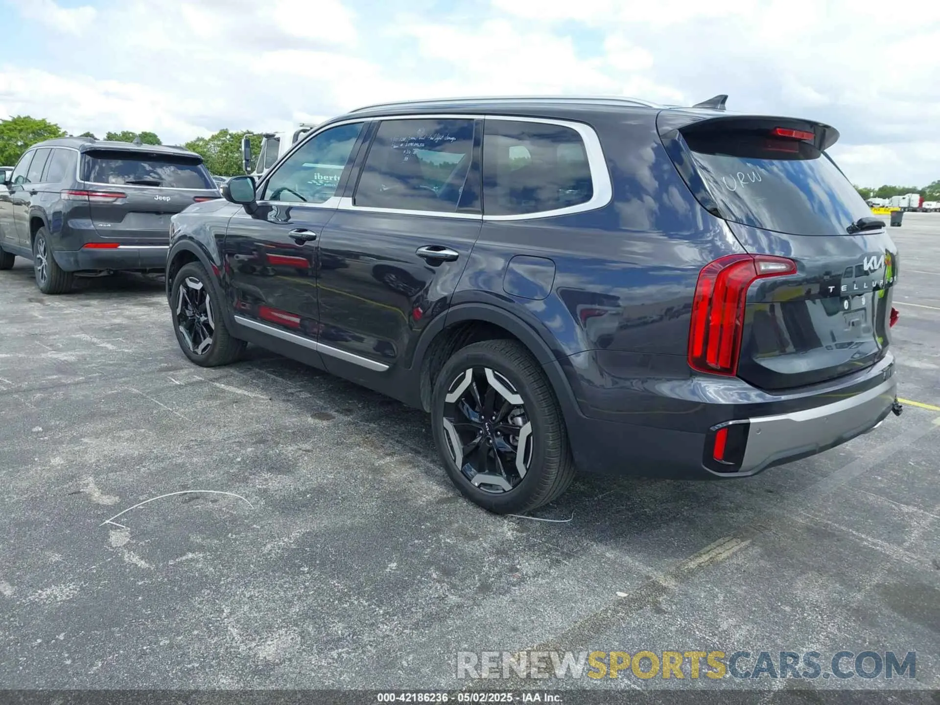 3 Фотография поврежденного автомобиля 5XYP6DGC4SG588700 KIA TELLURIDE 2025