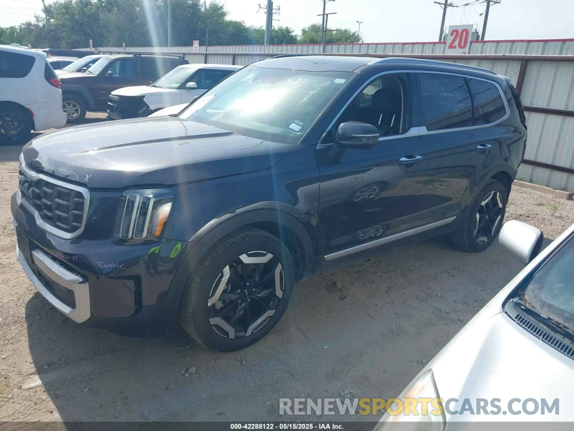 2 Photograph of a damaged car 5XYP6DGC4SG604345 KIA TELLURIDE 2025