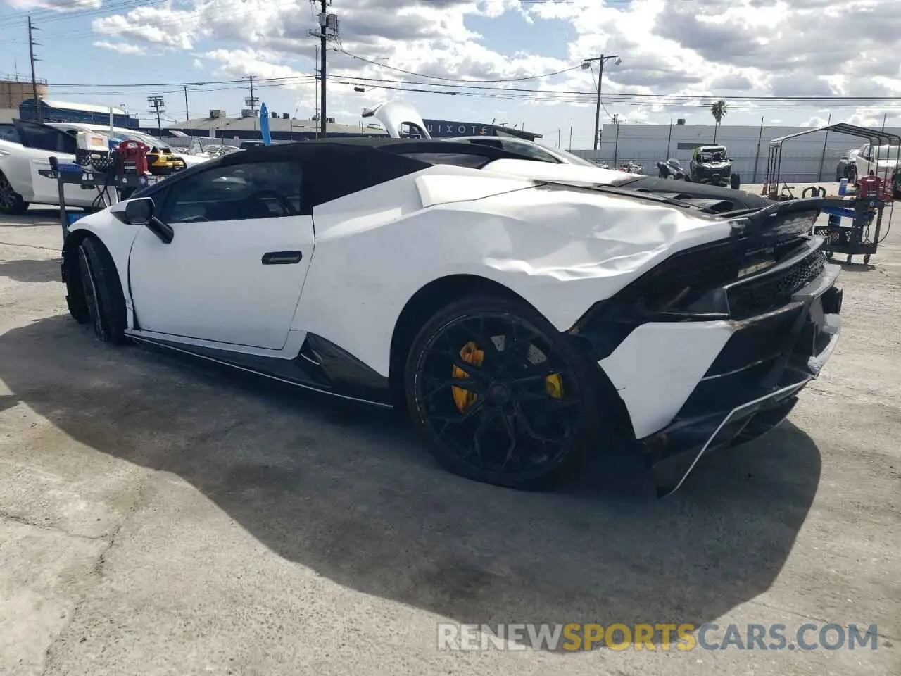 2 Фотография поврежденного автомобиля ZHWUT5ZF5LLA15426 LAMBORGHINI ALL MODELS 2020